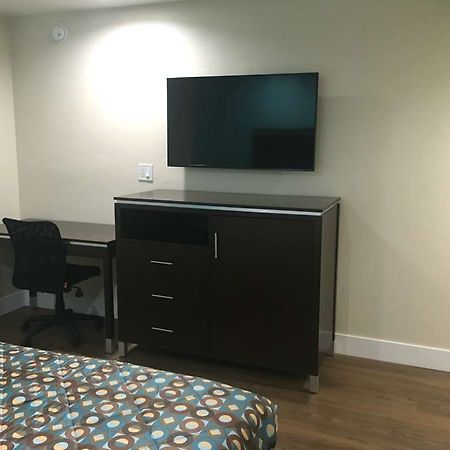 Vagabond Inn Executive - Bakersfield Downtowner Værelse billede