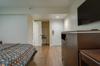Vagabond Inn Executive - Bakersfield Downtowner Eksteriør billede