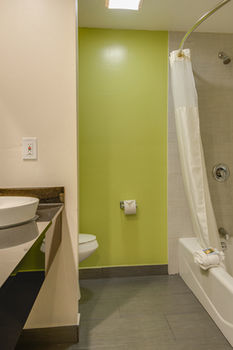 Vagabond Inn Executive - Bakersfield Downtowner Eksteriør billede